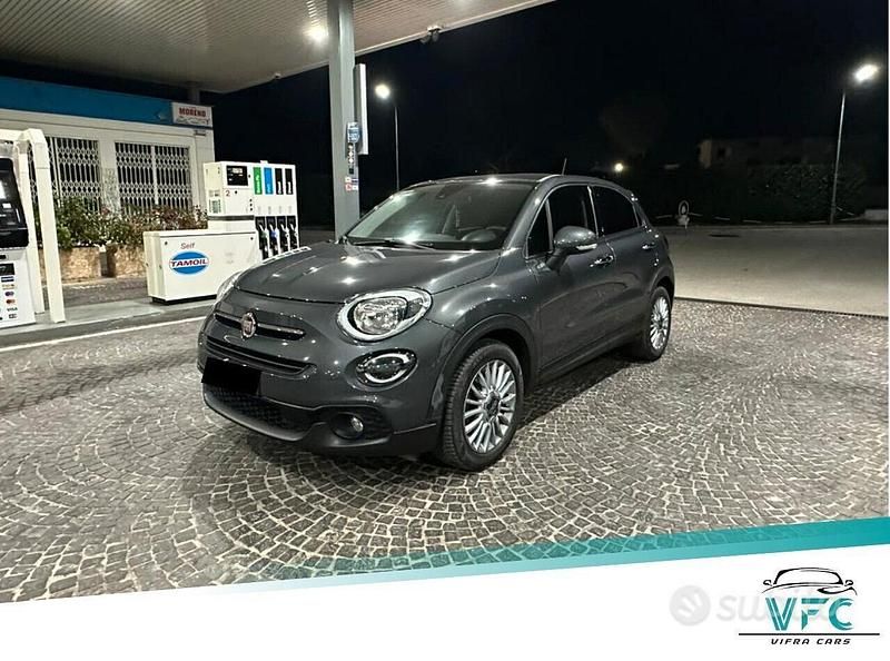 Grigio Usata 2022 Fiat 500X Club SUV | 15.200 € (Ottimo prezzo) - Immagine 1/4