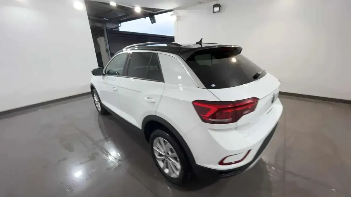 Nuova VW T-Roc Edition 150 CV (110 kW) 2026 0qa1 pure white/nero SUV