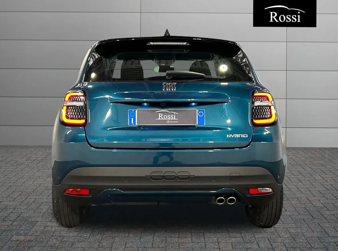 Gebraucht Fiat 600 Pop 145 PS (106 kW) 2025 Grün SUV