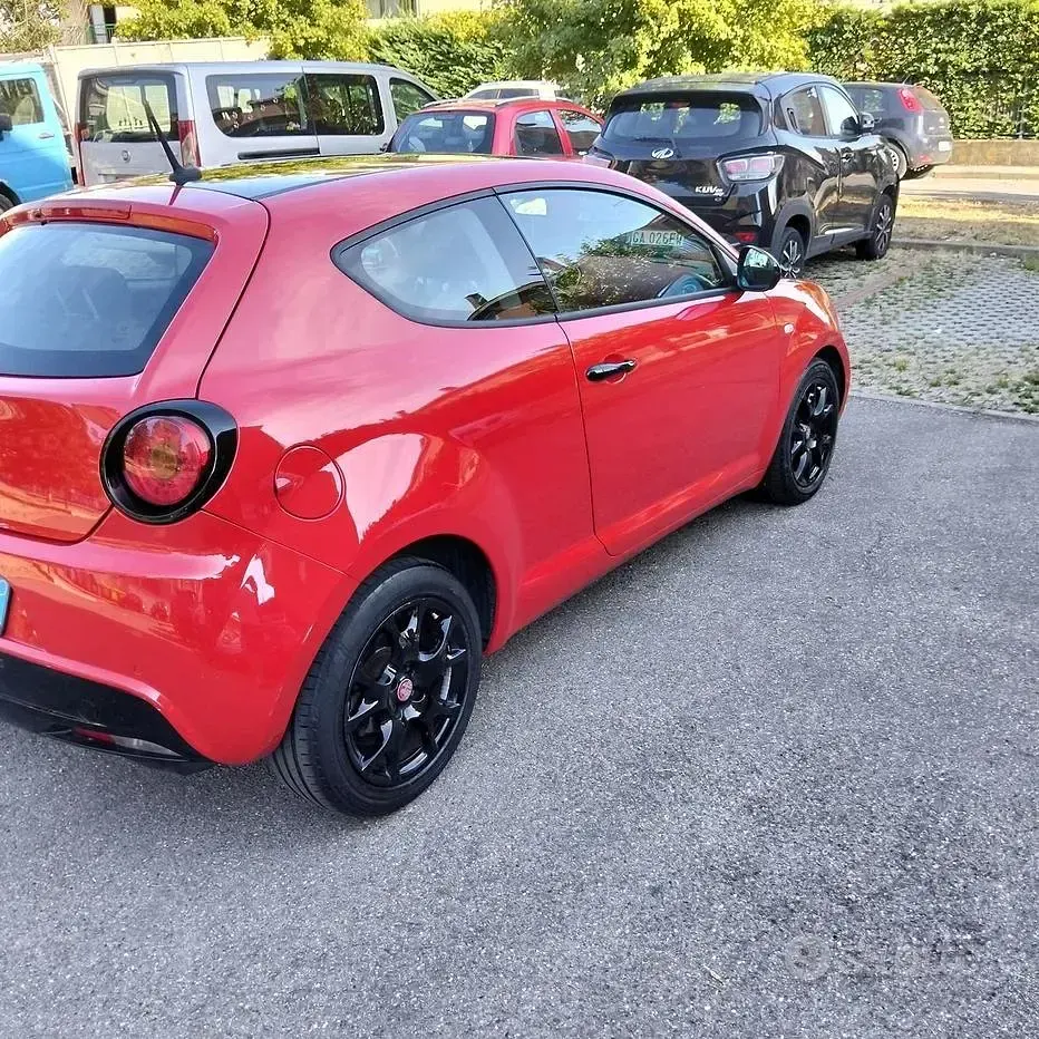 Usata Alfa Romeo MiTo Distinctive 85 CV (62 kW) 2010 Rosso Utilitaria