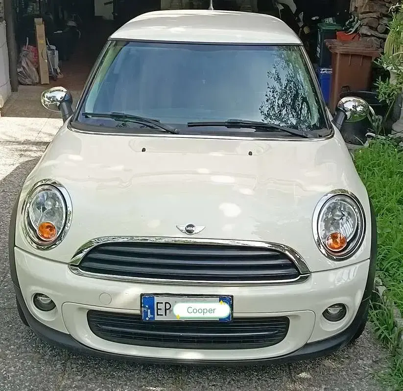 Usata Mini Cooper 75 CV (55 kW) 2012 Utilitaria