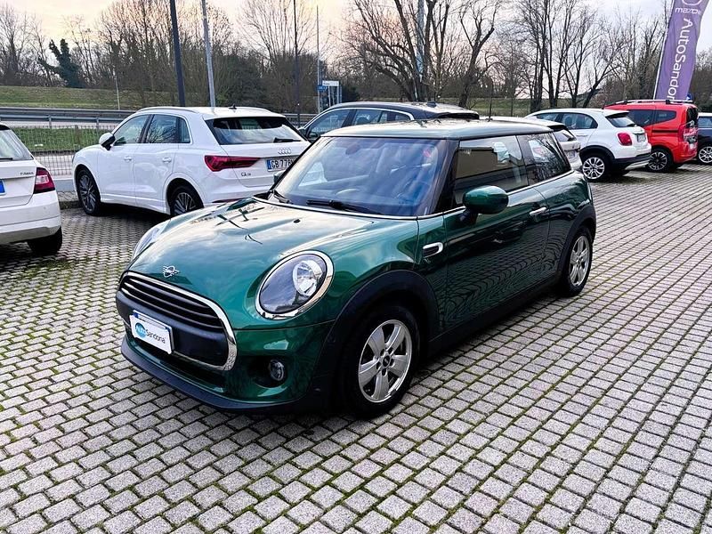 Usata Mini ONE 102 CV (75 kW) 2019 Verde Utilitaria
