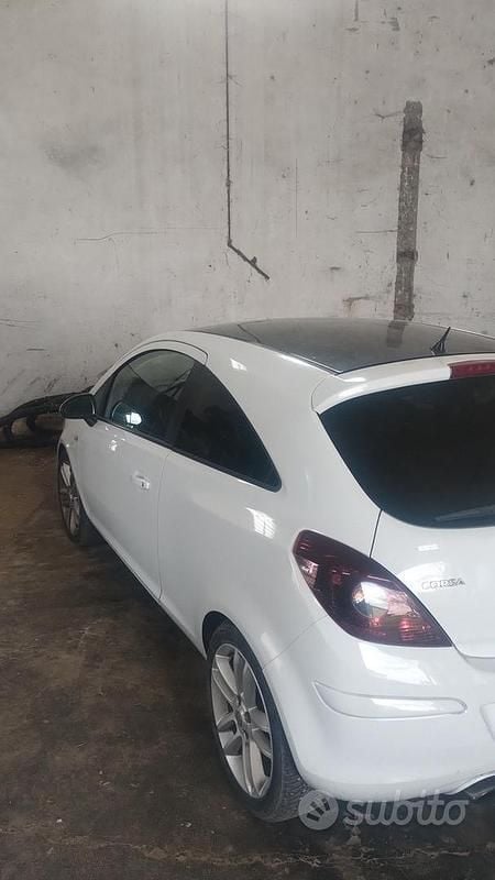 Usata Opel Corsa 2011 Utilitaria