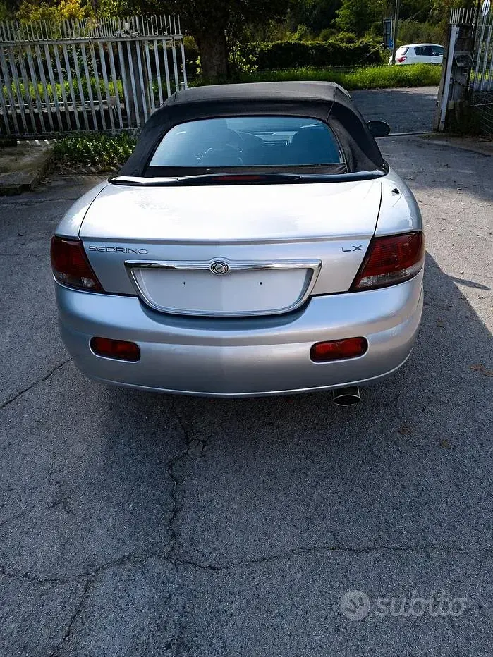 Usata Chrysler Sebring Cabriolet 141 CV (103 kW) 2003 Grigio Cabrio