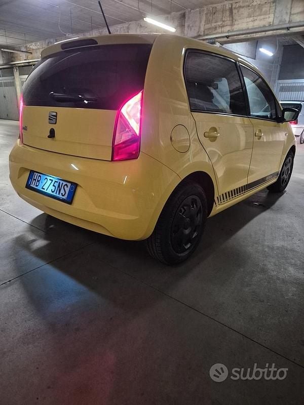 Usata Seat Mii 67 CV (49 kW) 2018 Giallo Utilitaria