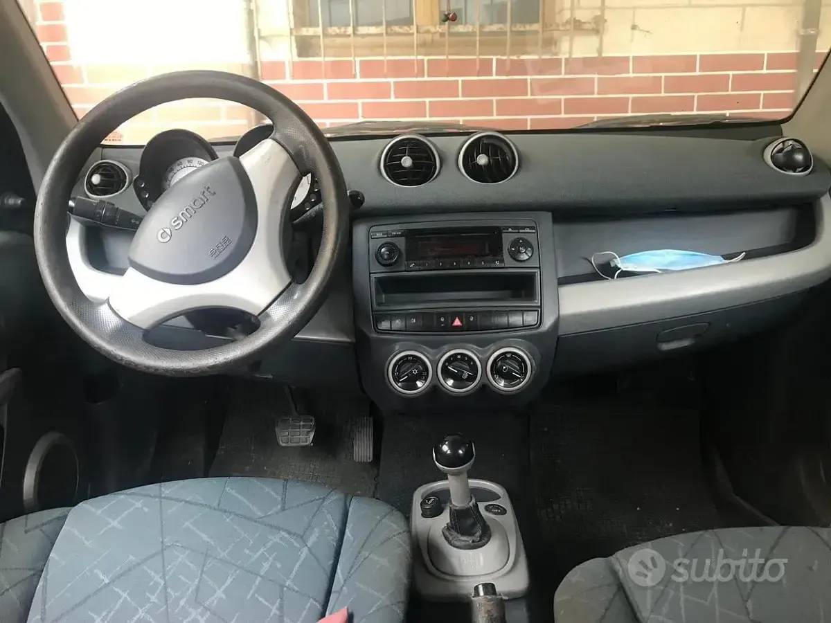 Usata Smart ForFour 95 CV (69 kW) 2006 Grigio Utilitaria