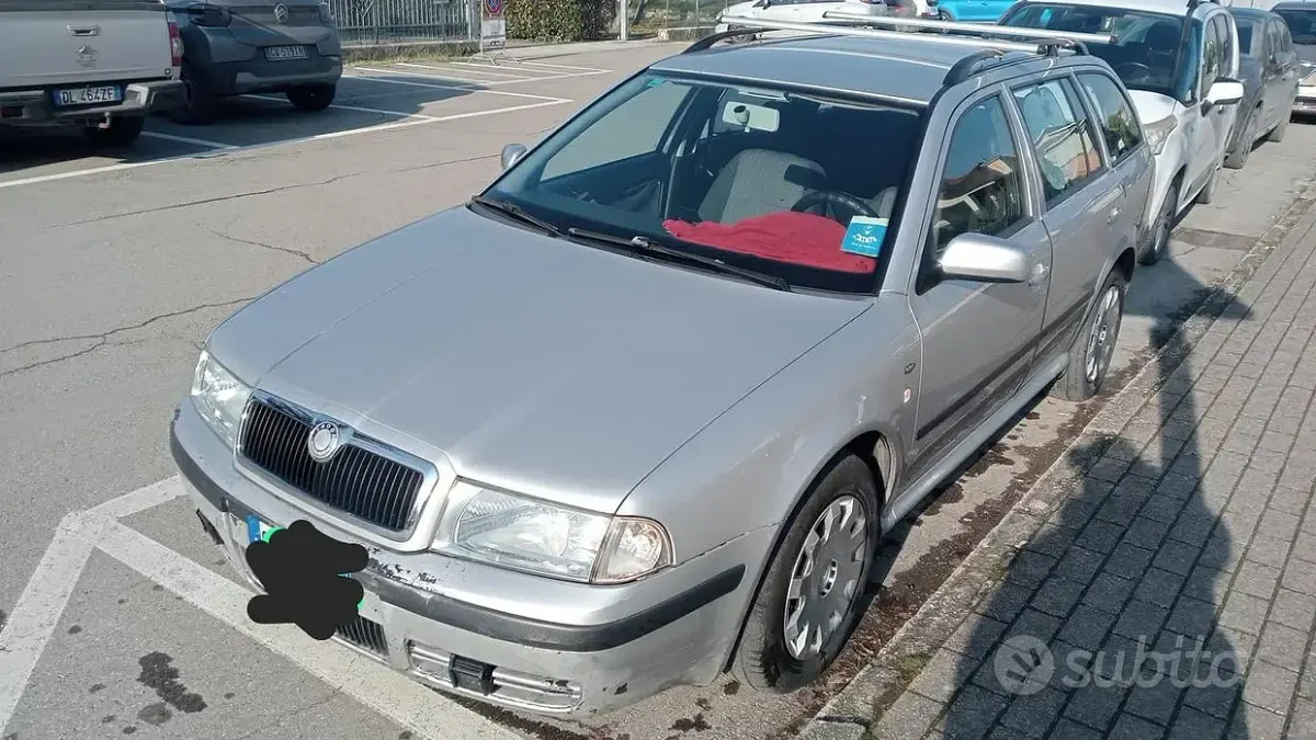 Usata Skoda Octavia 2003 Grigio Station wagon
