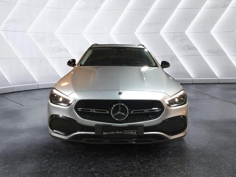 Usata Mercedes 220 Premium 200 CV (147 kW) 2024 Argento Station wagon