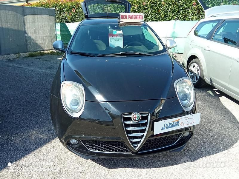 Usata Alfa Romeo MiTo 119 CV (87 kW) 2015 Nero Utilitaria