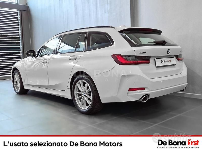 Usata BMW 320e Efficient Dynamics 2023 Bianco Station wagon