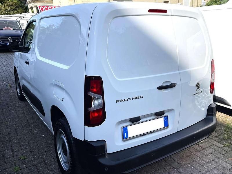Occasion Peugeot Partner Premium 102 ch (75 kW) 2020 Blanc Monospace