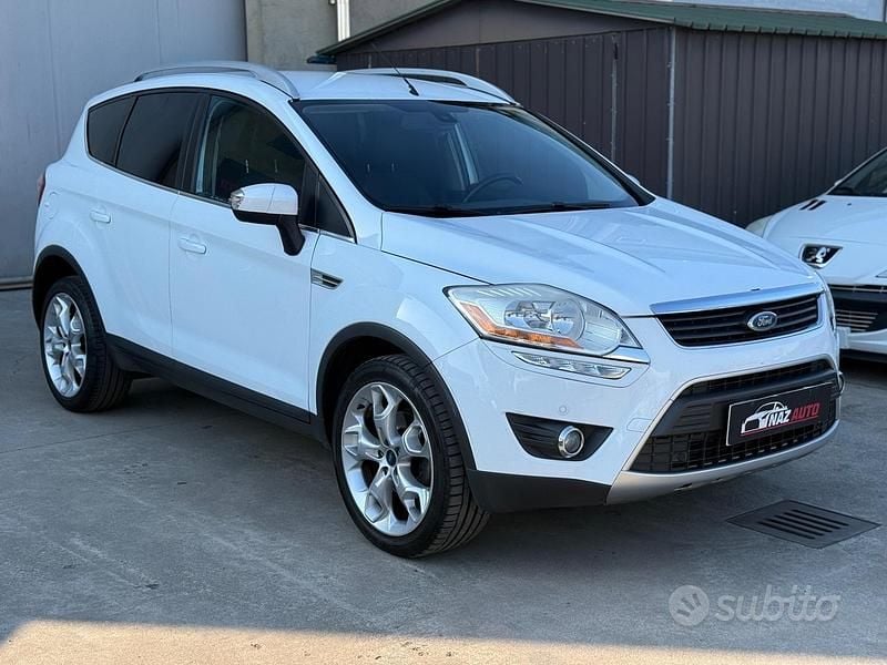 Usata Ford Kuga Titanium 136 CV (100 kW) 2010 Bianco SUV