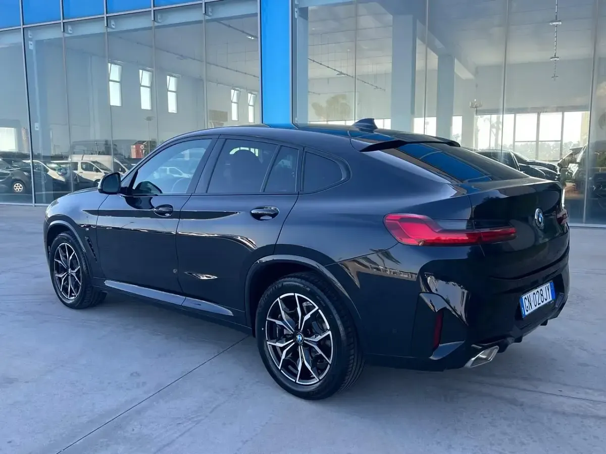Usata BMW X4 M Sport 183 CV (134 kW) 2023 Nero SUV