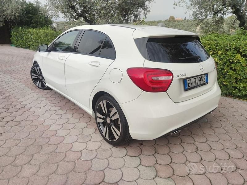 Usata Mercedes A160 90 CV (66 kW) 2014 Bianco Berlina