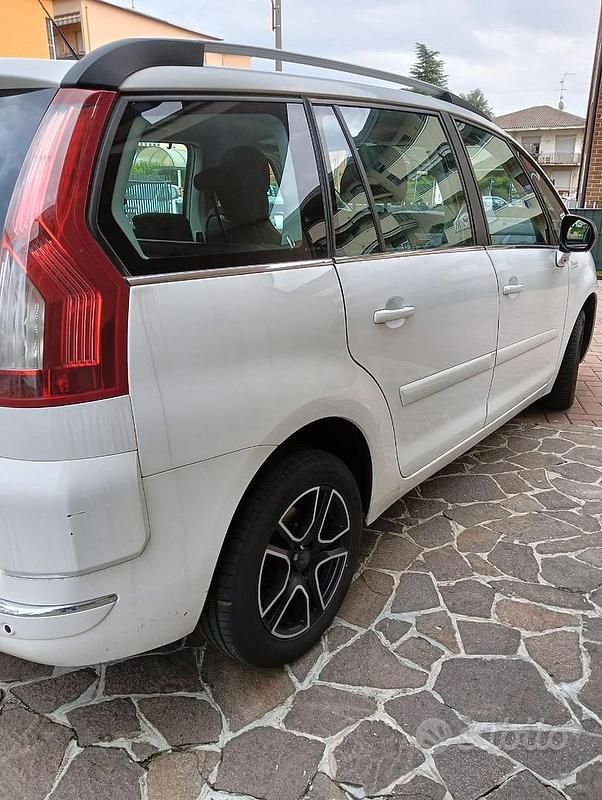 Usata Citroën Grand C4 Picasso 2010 Bianco Monovolume