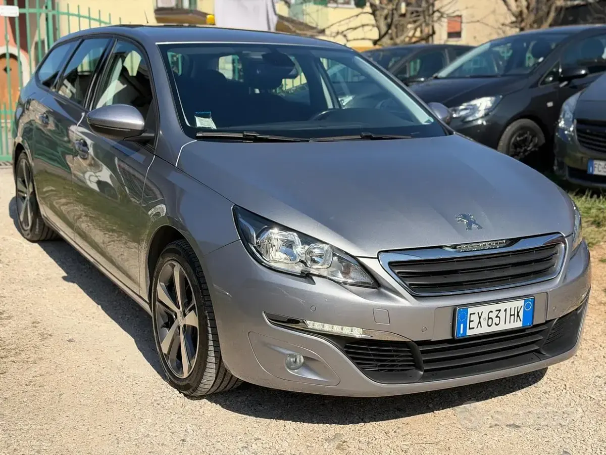 Usata Peugeot 308 Active 110 CV (80 kW) 2014 Grigio Station wagon