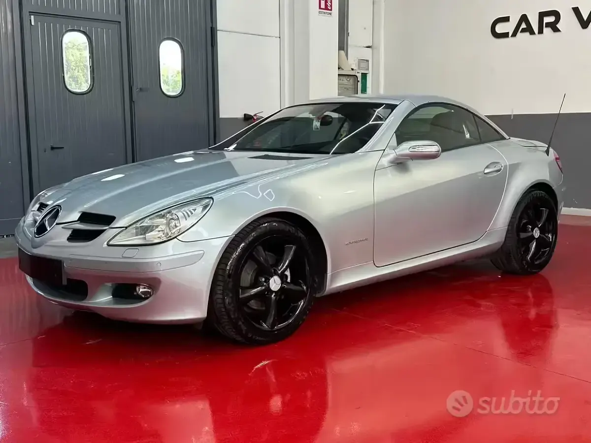 Usata Mercedes SLK200 163 CV (119 kW) 2005 Grigio Cabrio