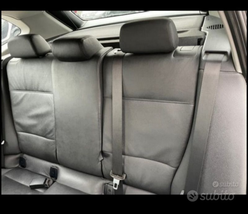 Usata BMW X1 177 CV (130 kW) 2010 Nero SUV