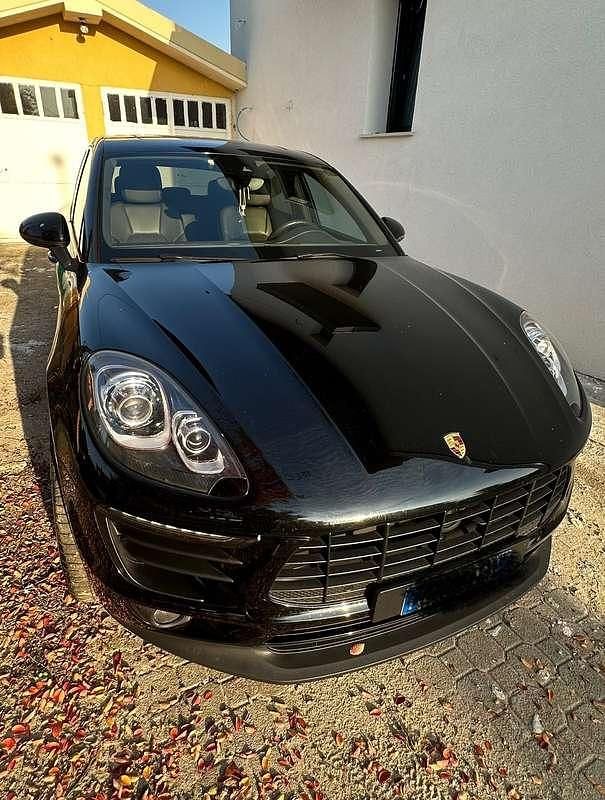 Nero Usata 2017 Porsche Macan SUV | 26.490 € (Super prezzo) - Immagine 1/4