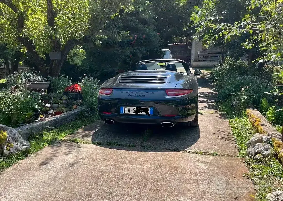 Usata Porsche 911 Carrera Cabriolet 350 CV (257 kW) 2015 Nero Cabrio