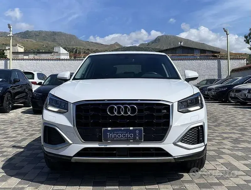 Usata Audi Q2 Admired 116 CV (85 kW) 2022 Bianco SUV