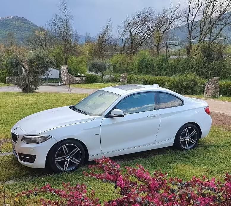 Usata BMW 218 Sport Line 2015 Bianco Coupé