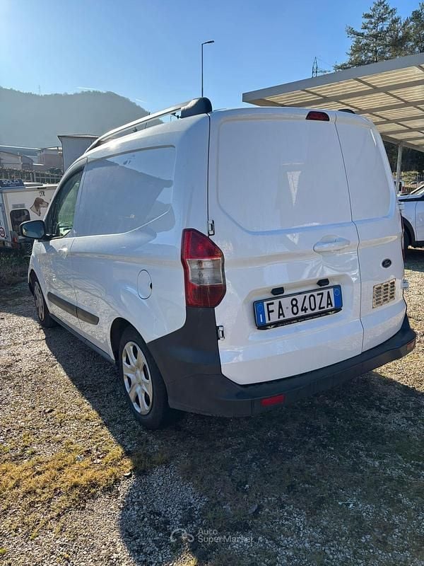 Usata Ford Transit 76 CV (55 kW) 2015 Utilitaria