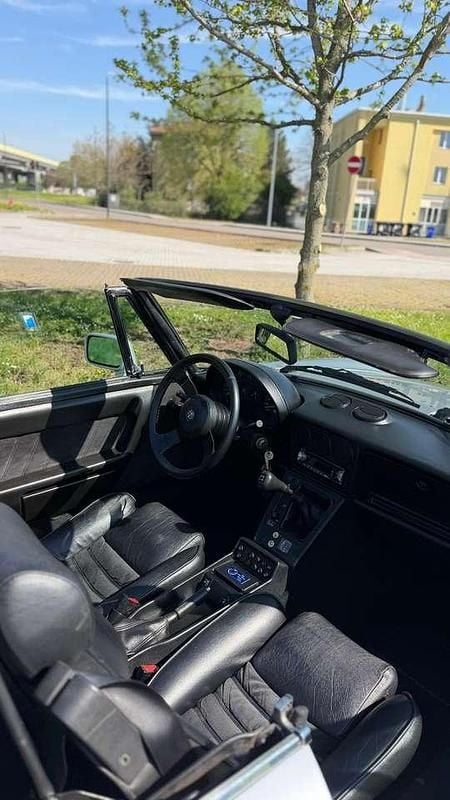 Usata Alfa Romeo Spider 131 CV (96 kW) 1991 Grigio Cabrio