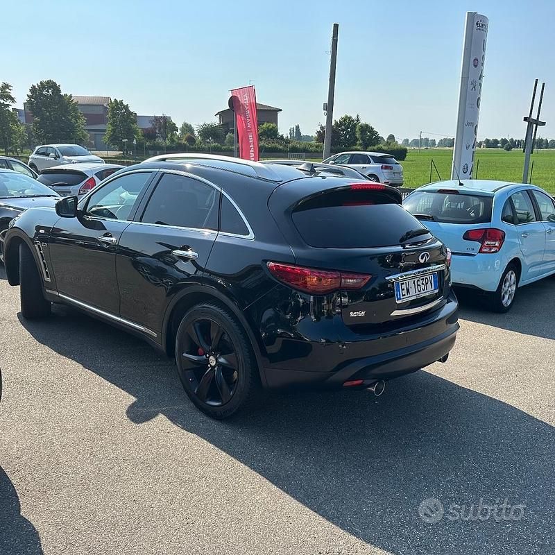 Usata Infiniti QX70 Premium 238 CV (175 kW) 2014 Nero SUV