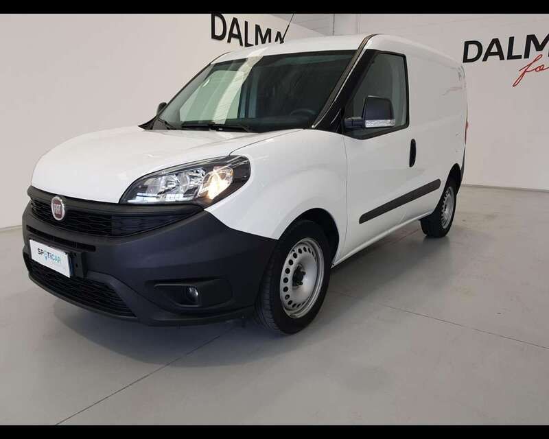 Bianco Usata 2022 Fiat Doblò Business Monovolume | 13.032 € (Buon prezzo) - Immagine 1/4