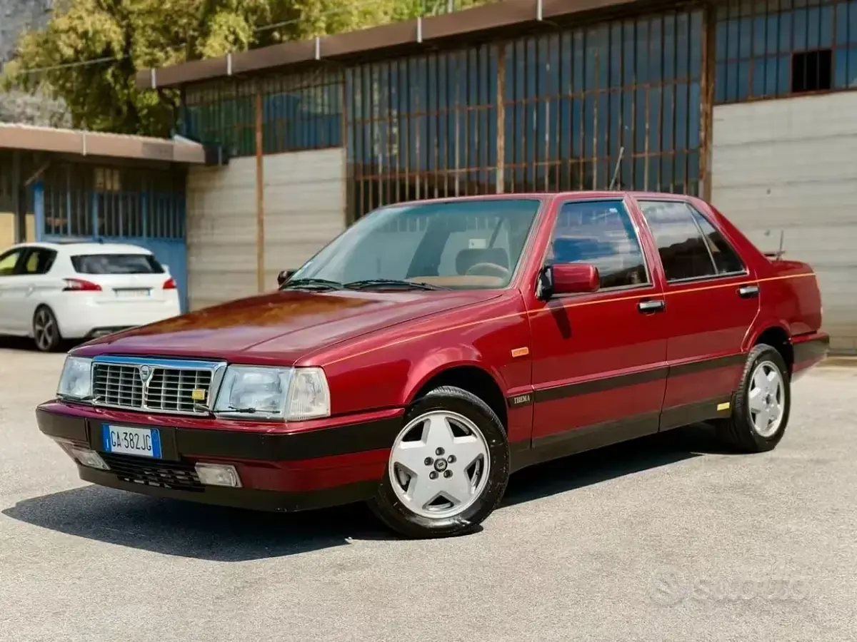 Usata Lancia Thema 215 CV (158 kW) 1988 Berlina