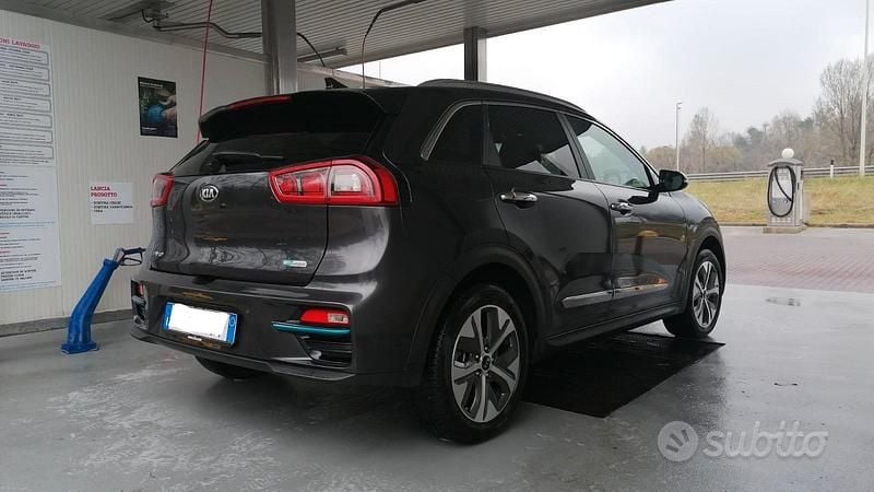 Usata Kia e-Niro 2019 Grigio SUV