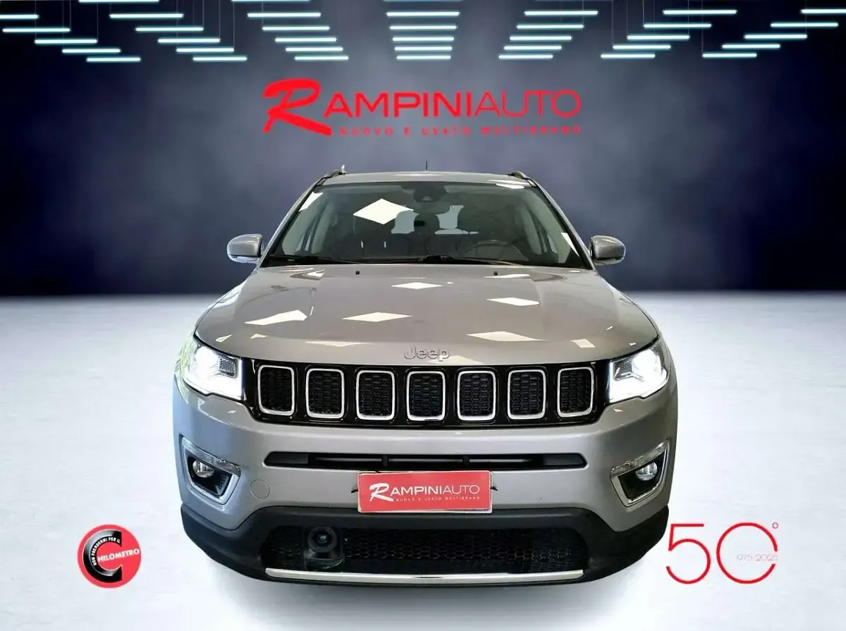 Usata Jeep Compass Limited 120 CV (88 kW) 2018 Argento SUV