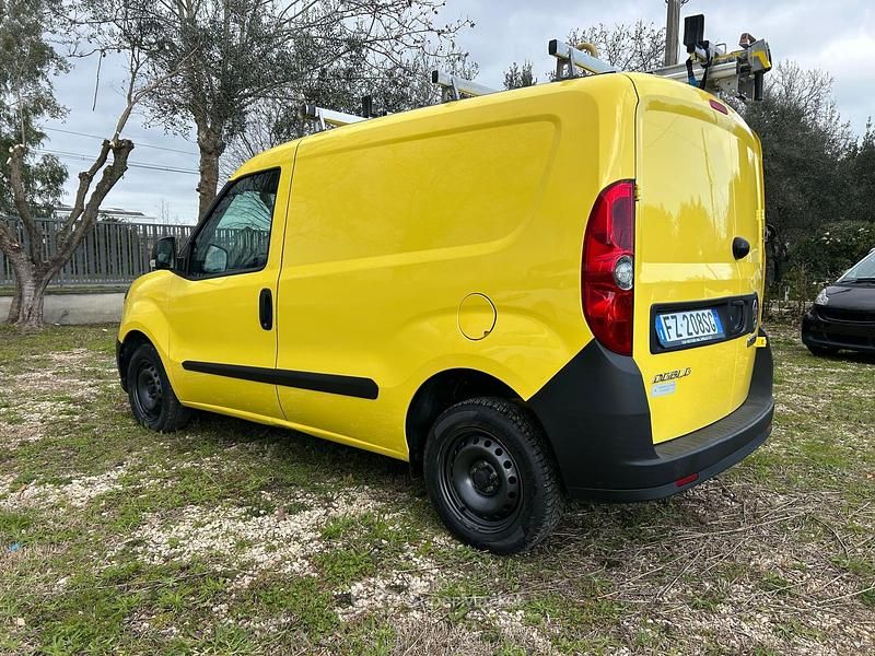 Usata Fiat Doblò 95 CV (69 kW) 2019 Monovolume