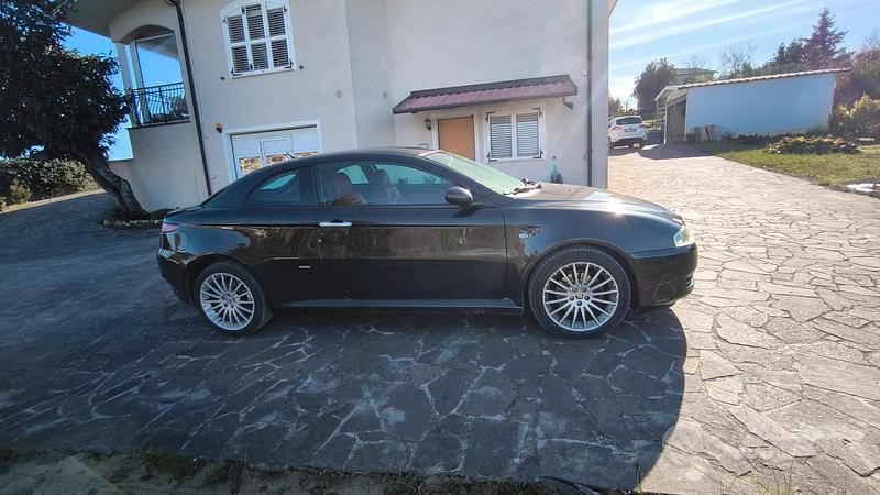 Usata Alfa Romeo GT 150 CV (110 kW) 2004 Nero Coupé