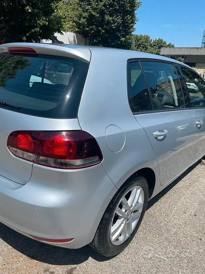 Usata VW Golf VI 160 CV (117 kW) 2009 Grigio Utilitaria