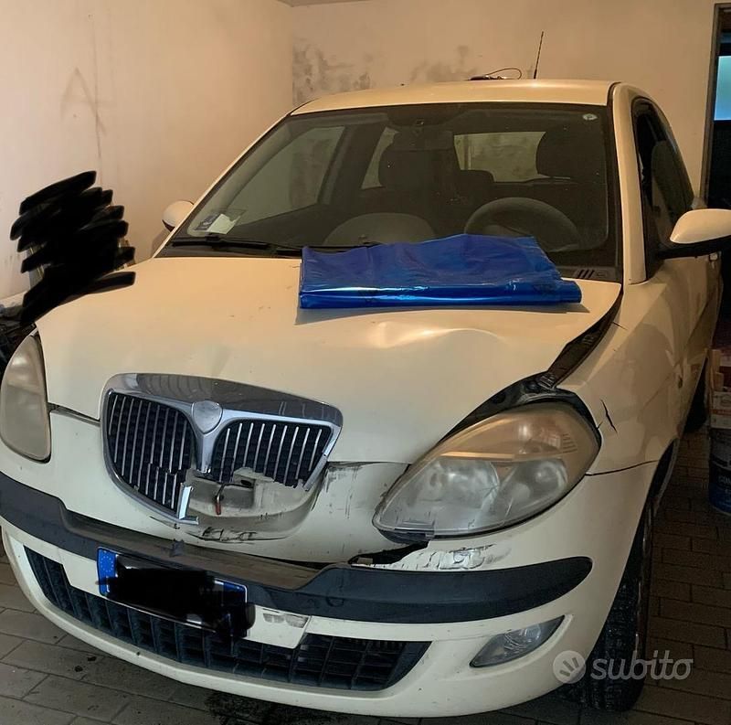 Usata Lancia Ypsilon 2004 Giallo Utilitaria