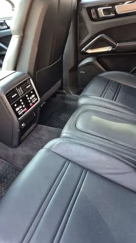 Usata Porsche Cayenne Coupe Turbo S E-Hybrid 680 CV (500 kW) 2023 Coupé