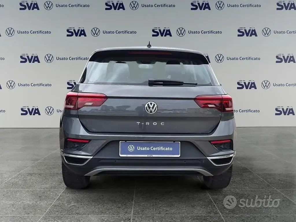 Usata VW T-Roc Advance 116 CV (85 kW) 2019 Grigio SUV