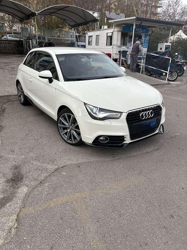 Usata Audi A1 Ambition 105 CV (77 kW) 2011 Berlina