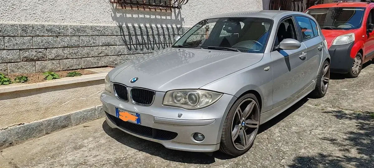 Usata BMW 120 177 CV (130 kW) 2007 Grigio Utilitaria