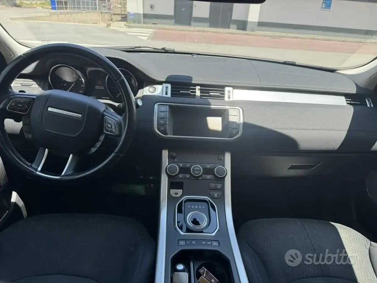 Usata Land Rover Range Rover evoque SE 150 CV (110 kW) 2015 Bianco SUV