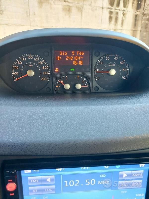 Usata Fiat Idea 2009 Grigio Monovolume