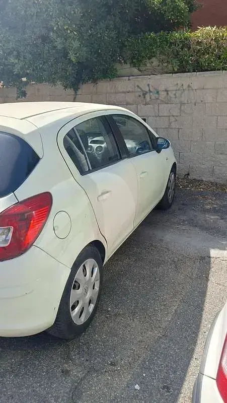 Usata Opel Corsa Sport 80 CV (58 kW) 2012 Utilitaria