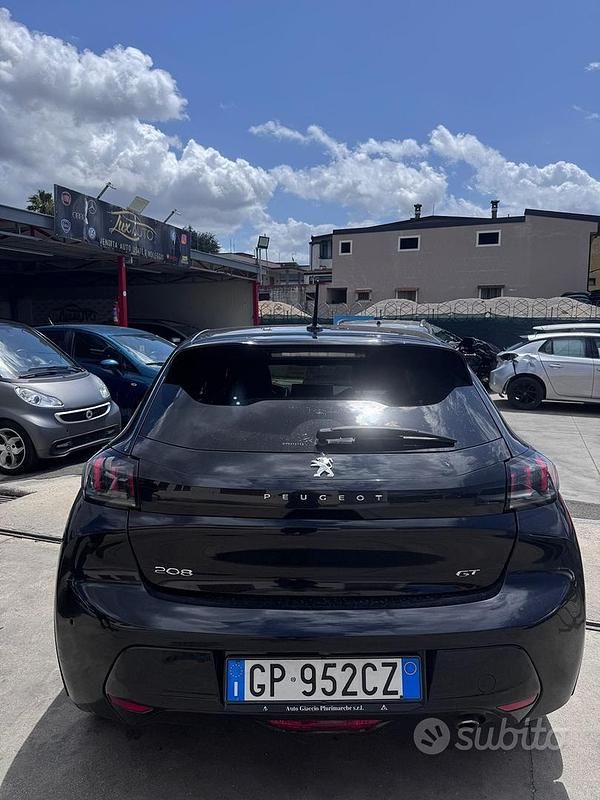 Usata Peugeot 208 2022 Utilitaria