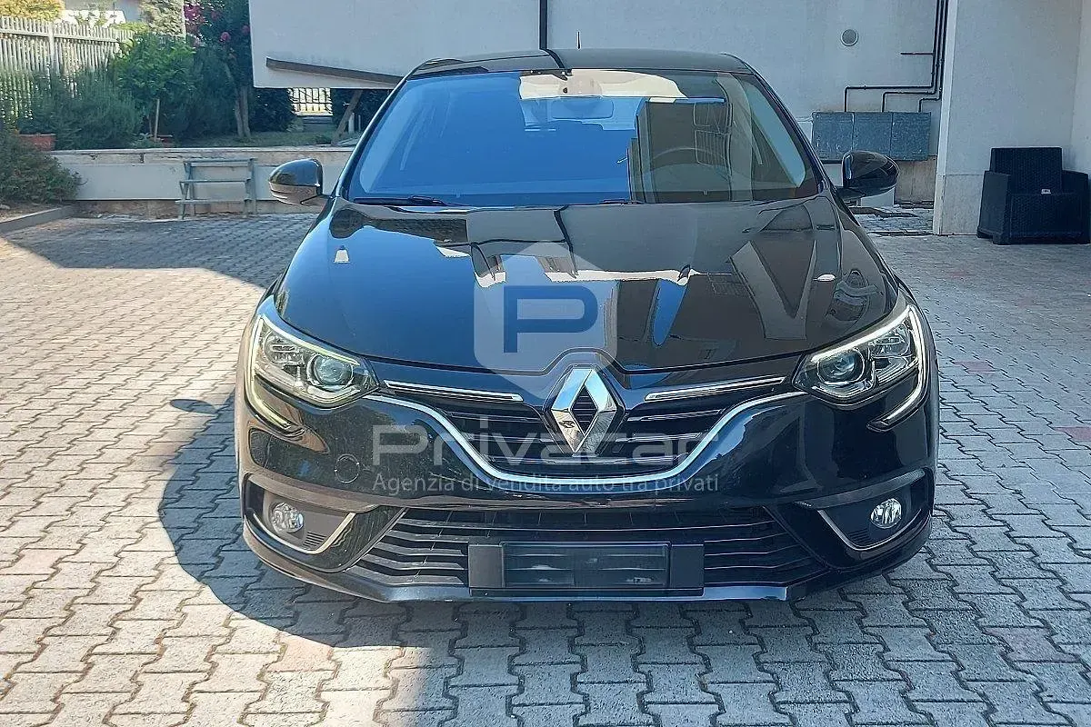Usata Renault Mégane Zen 110 CV (80 kW) 2016 Nero Berlina