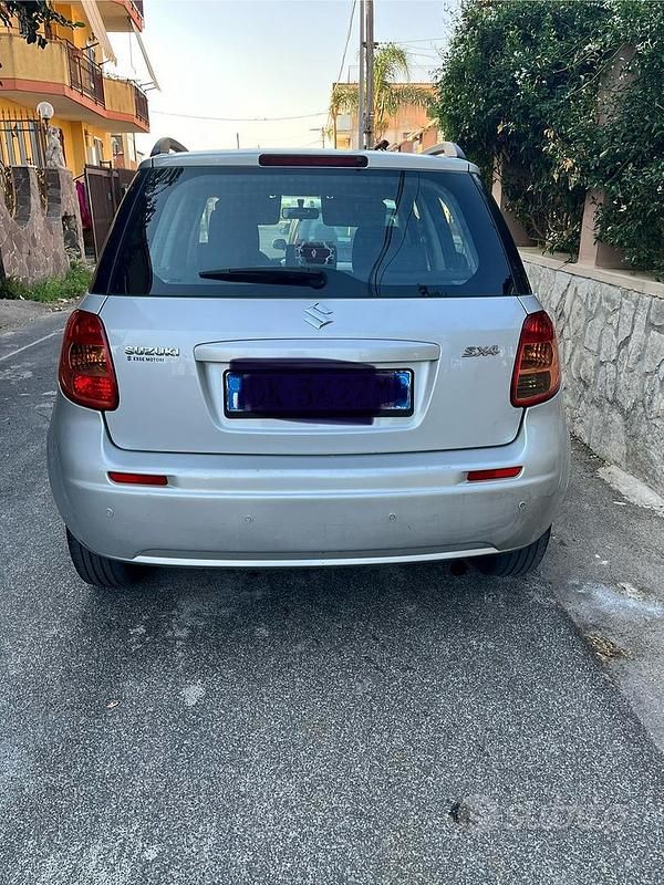 Usata Suzuki SX4 107 CV (78 kW) 2010 Grigio Utilitaria