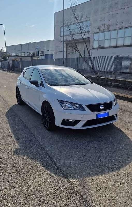 Usata Seat Leon Business 150 CV (110 kW) 2020 Berlina
