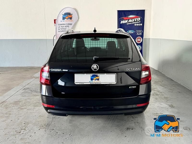 Usata Skoda Octavia G-TEC Style 131 CV (96 kW) 2020 Nero Station wagon