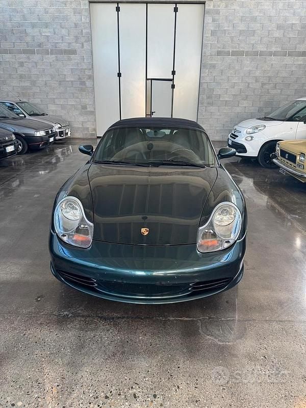 Usata Porsche Boxster 228 CV (167 kW) 2003 Verde Cabrio